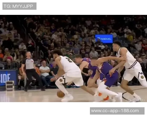 今日太阳客场挑战活塞布克因脚踝伤缺席比赛影响球队战力